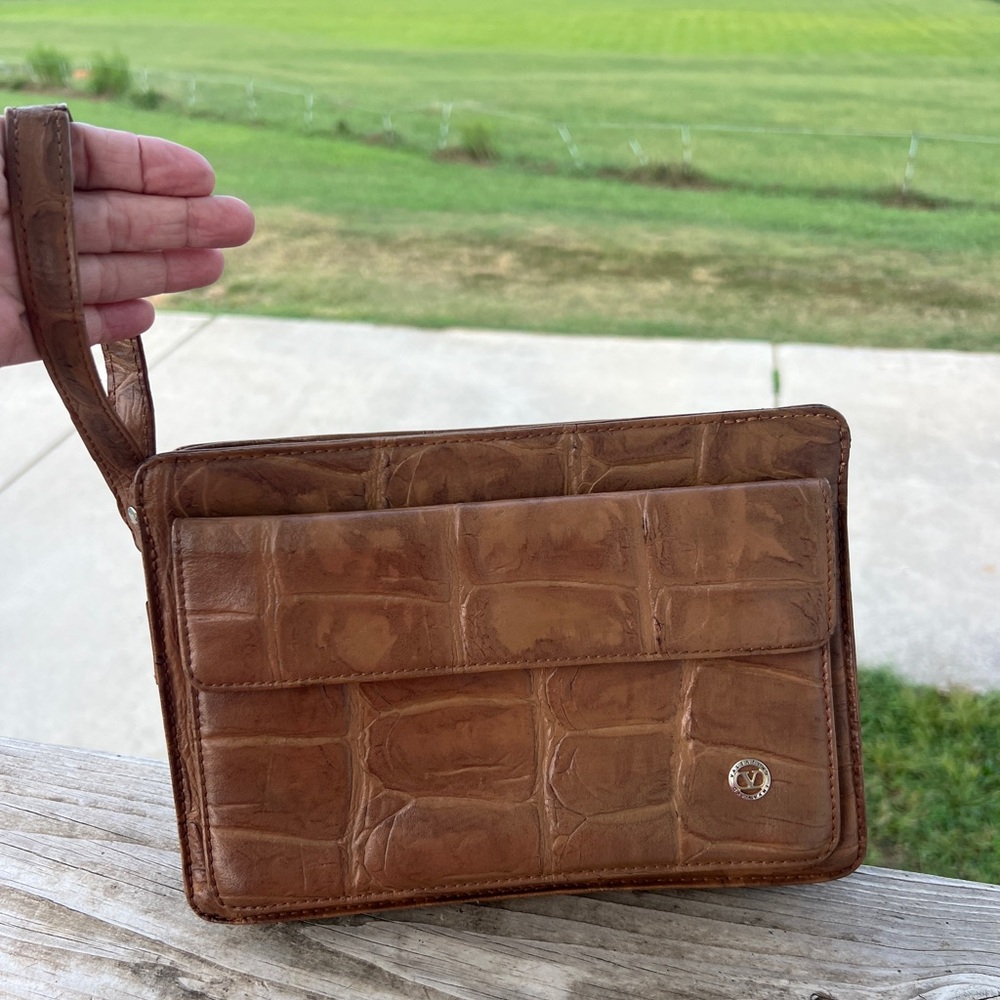 Hand/Wrist Strap  or  Clutch